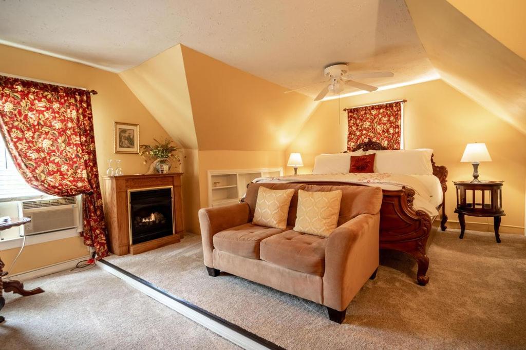 5 Ojo Inn Bed And Breakfast Eureka Springs Dış mekan fotoğraf