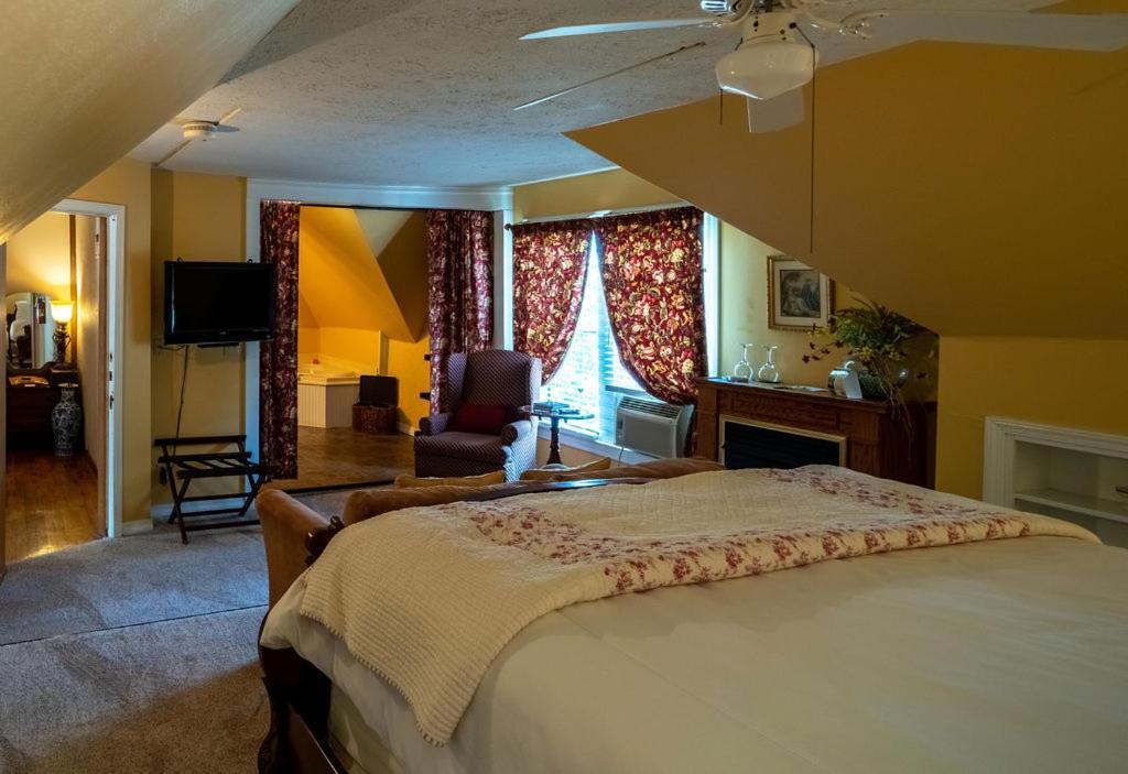 5 Ojo Inn Bed And Breakfast Eureka Springs Dış mekan fotoğraf